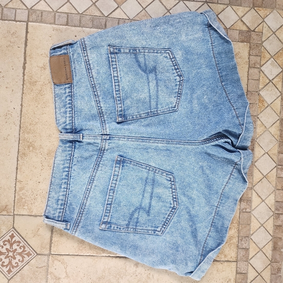 American Eagle Outfitters Blue Denim Women Shorts - Picture 6 of 6